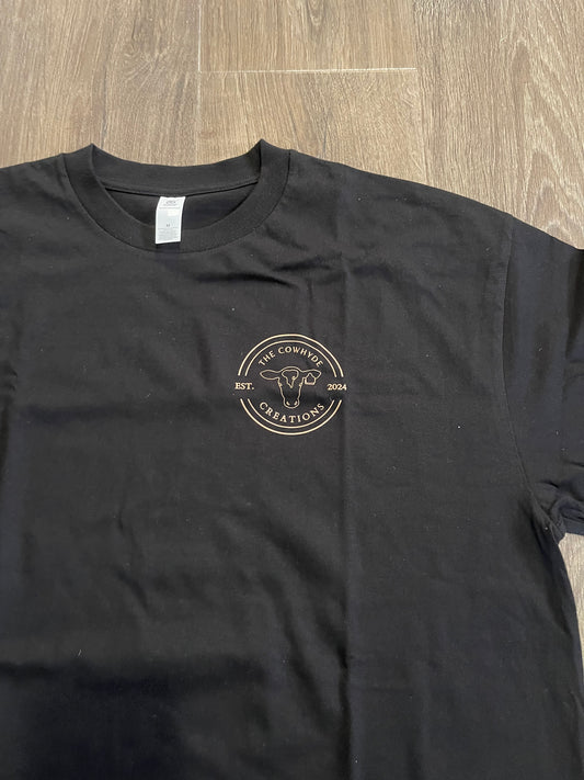 Mag’s baggy T-shirts